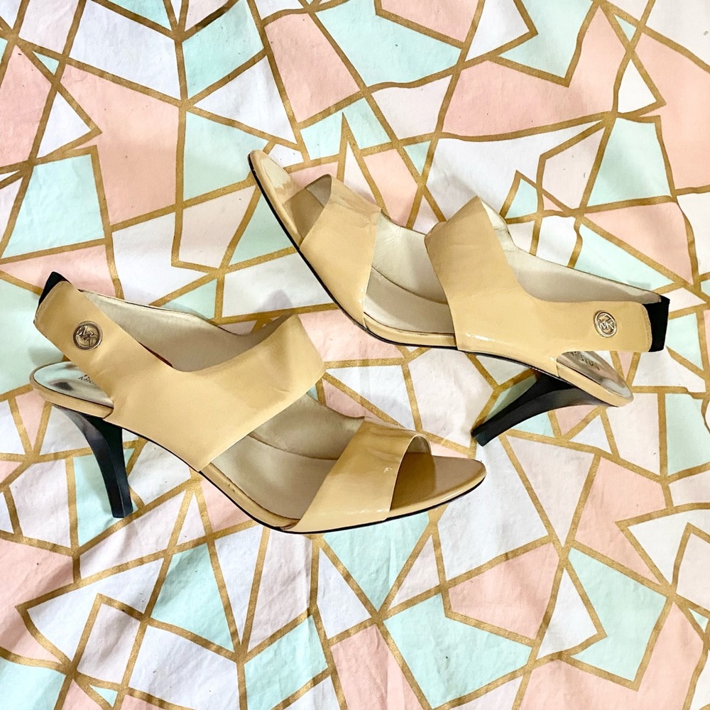 Michael Kors | Mid-Heel Pumps